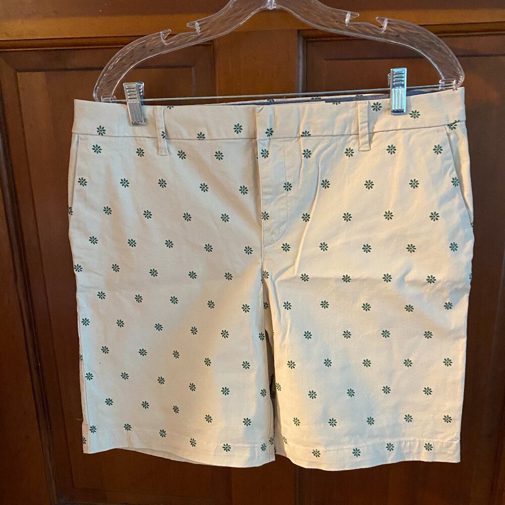 Woman's shorts